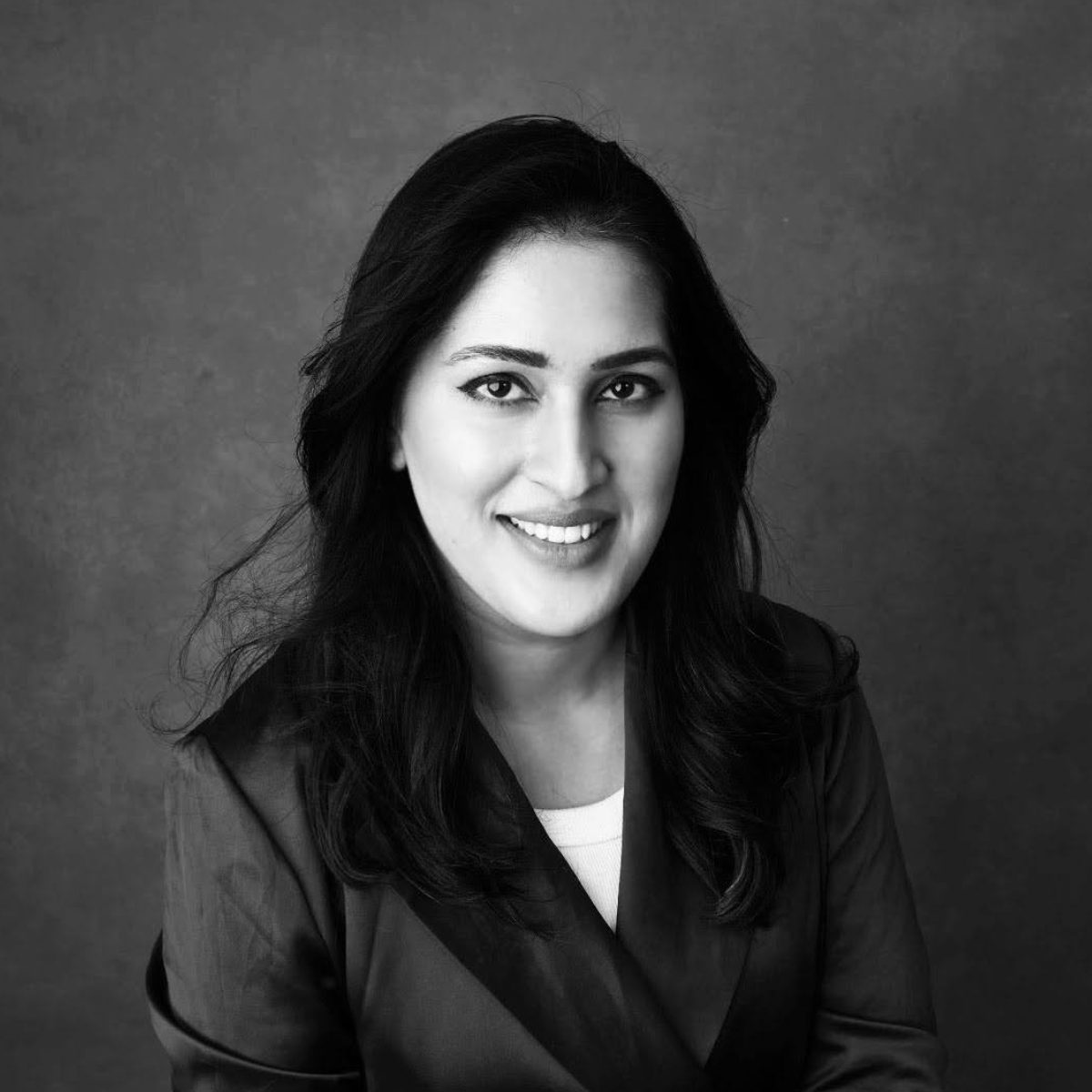 Misbah Headshot Resize_4x4