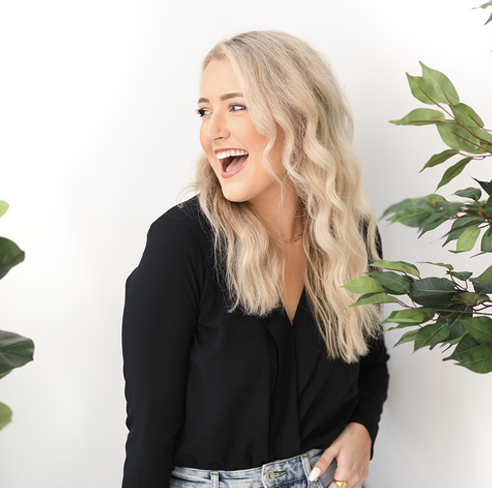 Krysta Lewis headshot